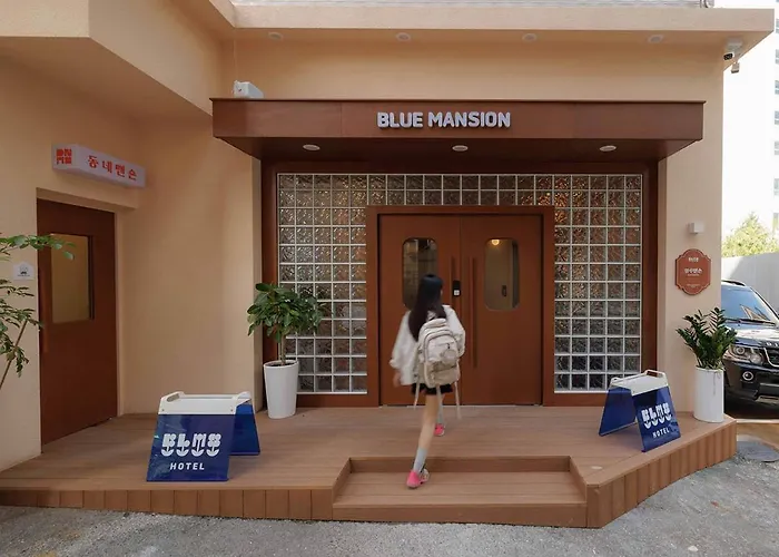 Blue Mansion 호텔