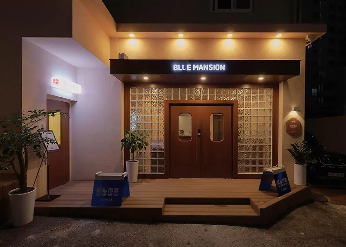 Blue Mansion 호텔 *